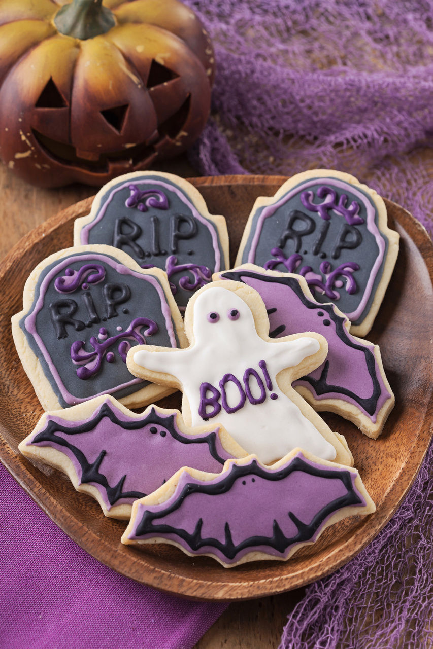 Halloween Ghost Graveyard Cookies